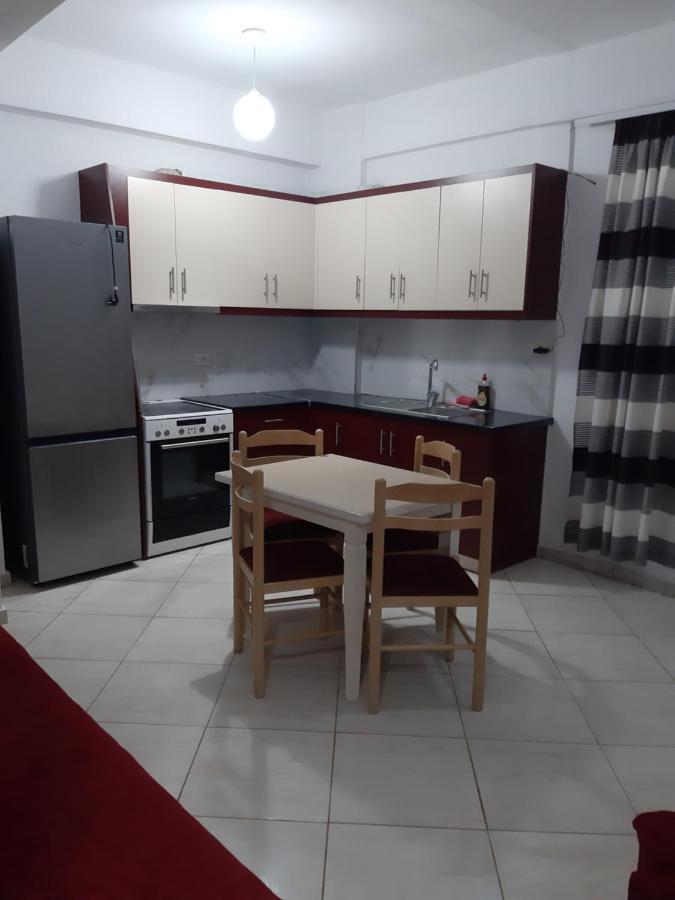 Apartament Luani クサミル エクステリア 写真